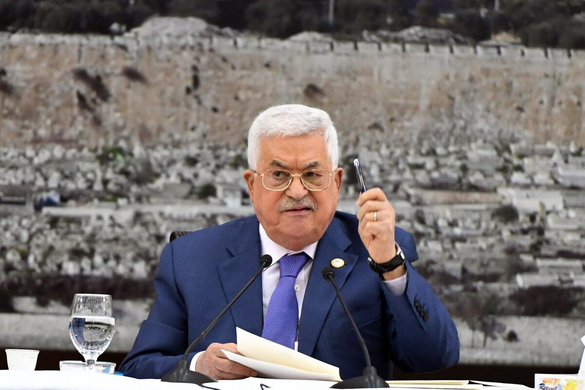 La confianza unánime de Al Fatah en Abbas para destruir lo que queda de Palestina